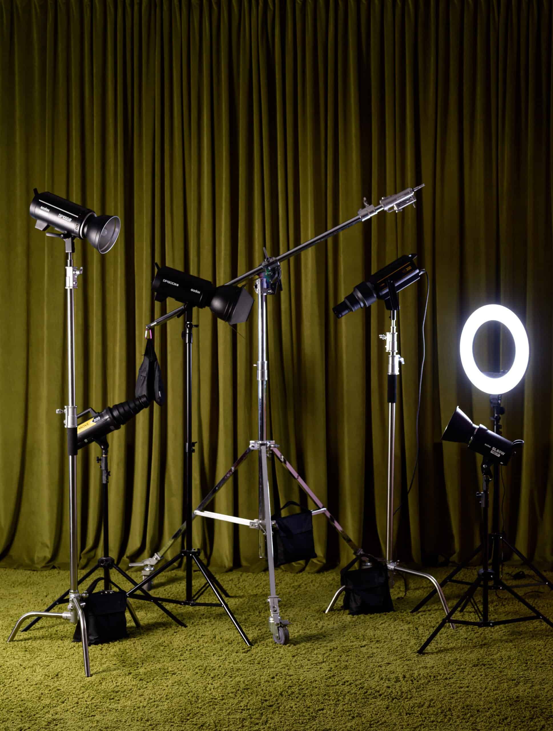 ISEIGINIAI.LT studio